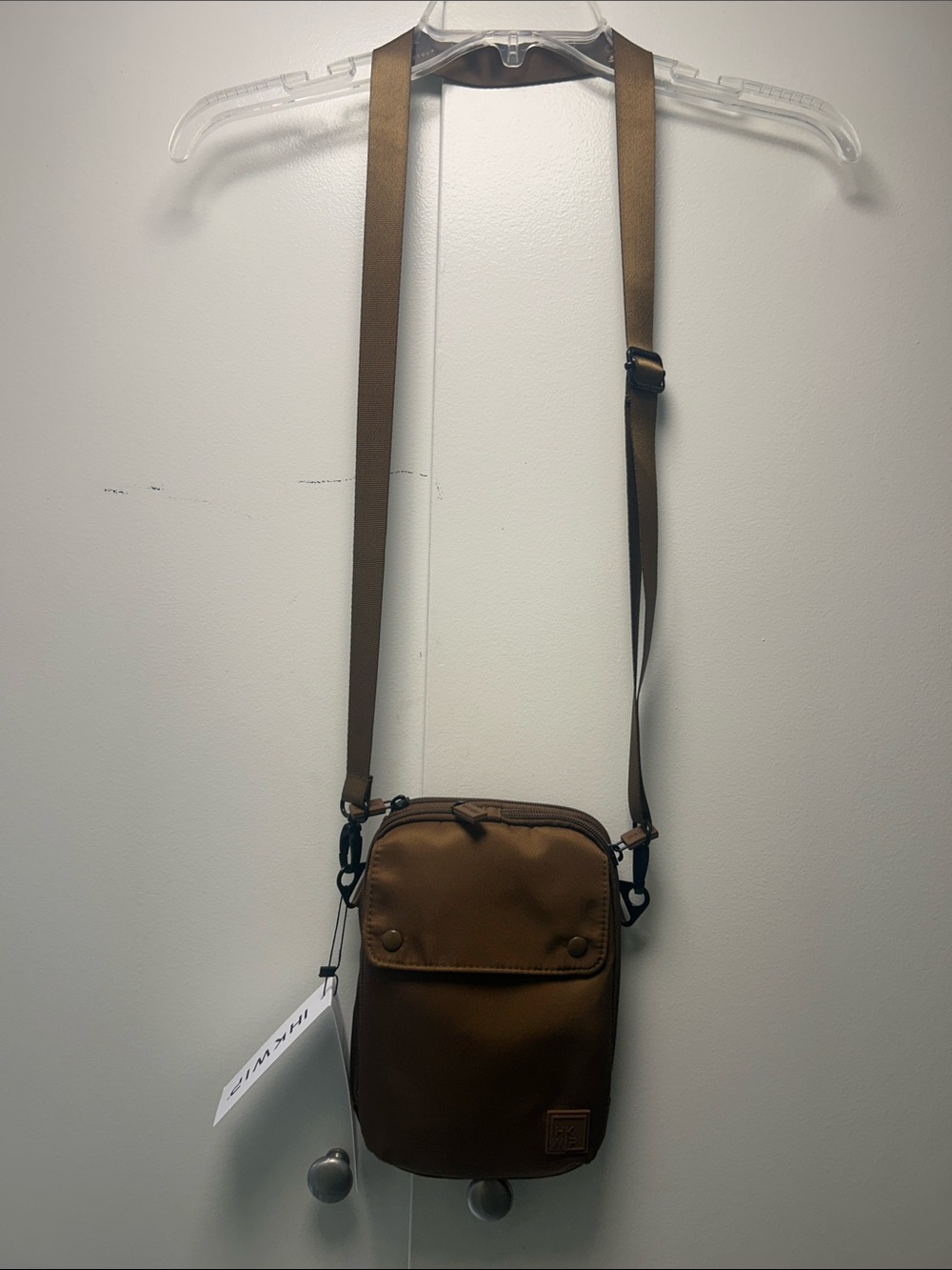 Men's Slim Messenger Crossbody Bag in Brown - Adjustable Shoulder Strap